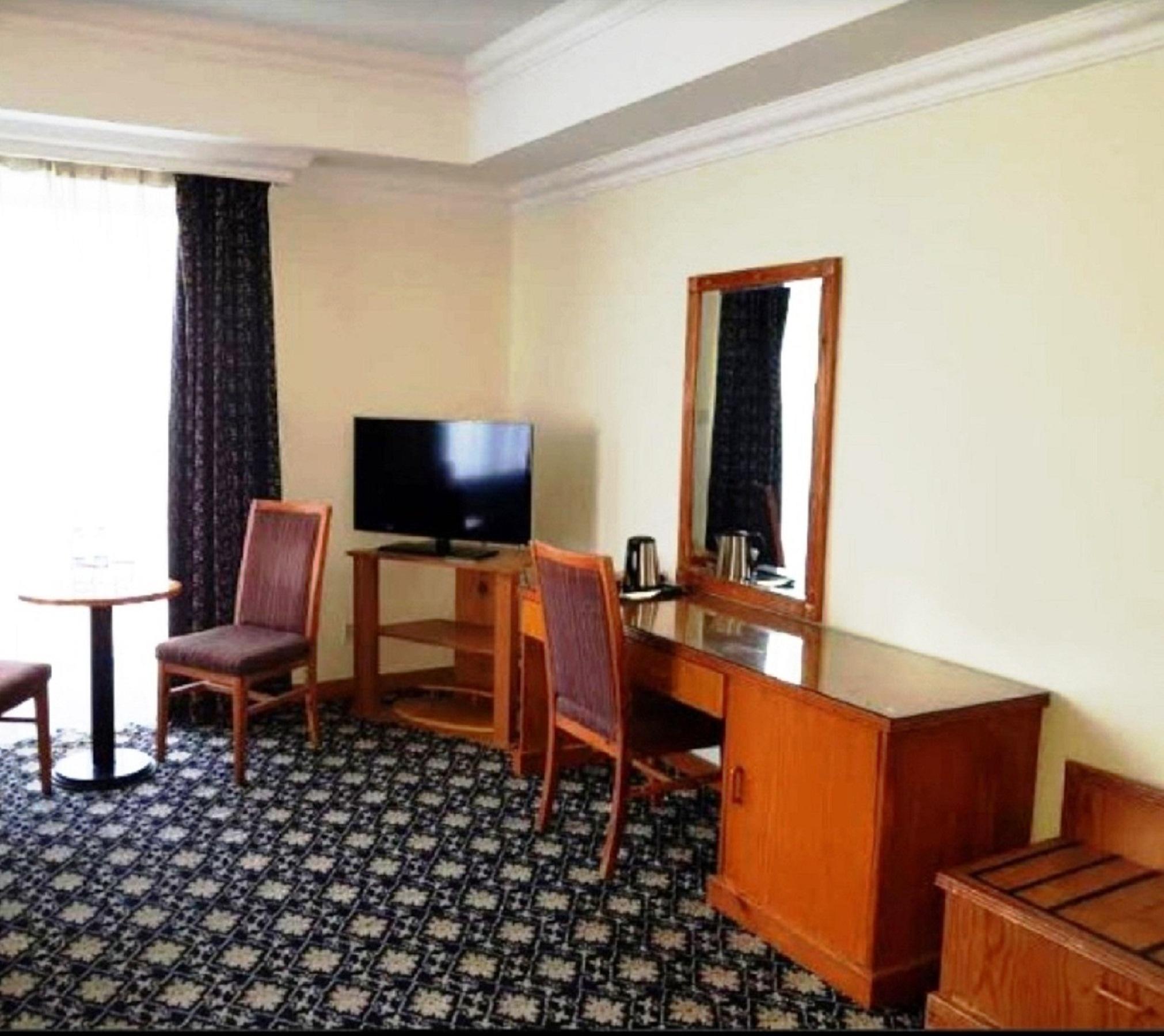 Phoenicia Tower Hotel And Spa Manama Exterior photo